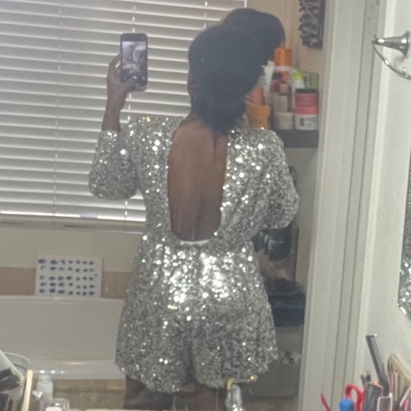 Zara slive sequins romper - Picture 4 of 8